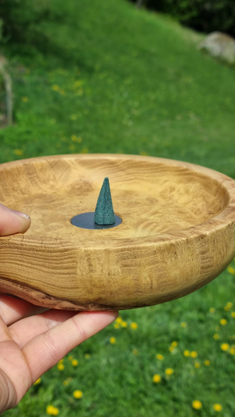 Holzschale für Räucherkegel & Stäbchen